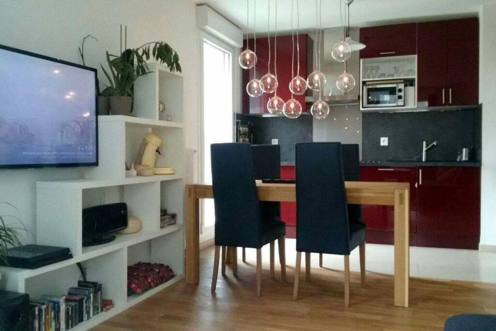 Апартаменты Cozy & Quiet Getaway Just 300M From Paris With Free Private Parking Жантийи Экстерьер фото